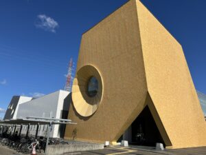 日進市立図書館